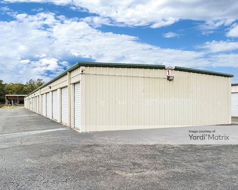 Source URL: https://cdnsc.rentcafe.com/dmslivecafe/3/1729920/1729920-1-5.jpg?width=-1&height=385&quality=80