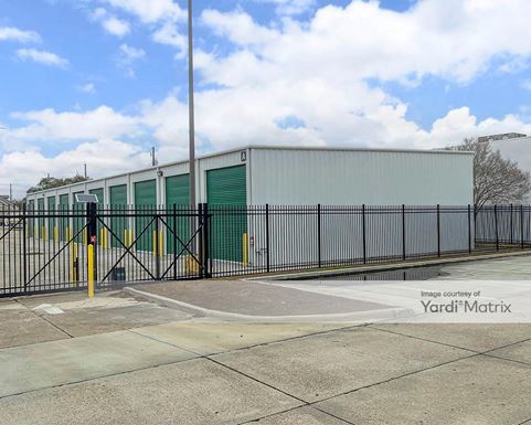 Source URL: https://cdnsc.rentcafe.com/dmslivecafe/3/1729942/1729942-1-3.jpg?width=-1&height=385&quality=80