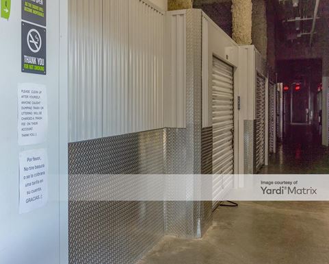 Source URL: https://cdnsc.rentcafe.com/dmslivecafe/3/1729952/1729952-1-5.jpg?width=-1&height=385&quality=80