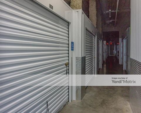 Source URL: https://cdnsc.rentcafe.com/dmslivecafe/3/1729952/1729952-1-6.jpg?width=-1&height=385&quality=80