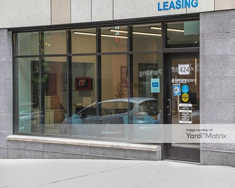 Source URL: https://cdnsc.rentcafe.com/dmslivecafe/3/1729962/1729962-1-3.jpg?width=-1&height=385&quality=80