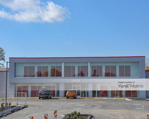 Source URL: https://cdnsc.rentcafe.com/dmslivecafe/3/1729976/1729976-1-2.jpg?width=-1&height=385&quality=80