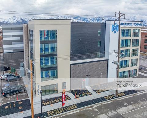 Source URL: https://cdnsc.rentcafe.com/dmslivecafe/3/1729977/1729977-1-4.jpg?width=-1&height=385&quality=80