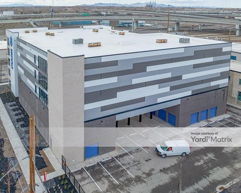 Source URL: https://cdnsc.rentcafe.com/dmslivecafe/3/1729977/1729977-1-6.jpg?width=-1&height=385&quality=80