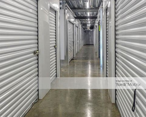 Source URL: https://cdnsc.rentcafe.com/dmslivecafe/3/1729983/1729983-1-4.jpg?width=-1&height=385&quality=80