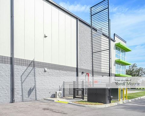 Source URL: https://cdnsc.rentcafe.com/dmslivecafe/3/1729984/1729984-1-4.jpg?width=-1&height=385&quality=80