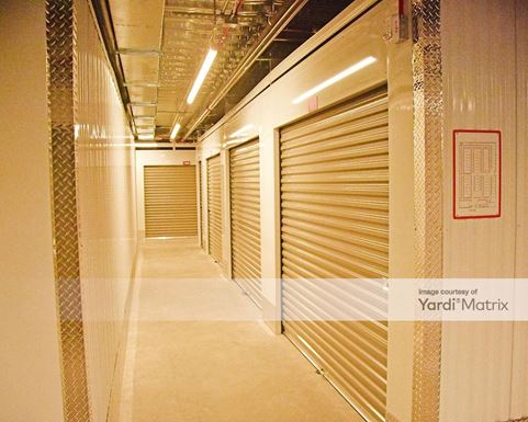 Source URL: https://cdnsc.rentcafe.com/dmslivecafe/3/1729993/1729993-1-3.jpg?width=-1&height=385&quality=80