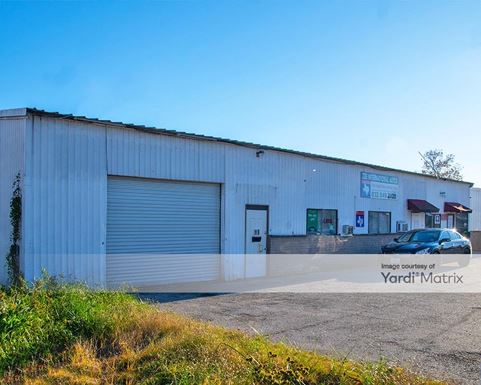 Source URL: https://cdnsc.rentcafe.com/dmslivecafe/3/1730018/1730018-1-2.jpg?width=-1&height=385&quality=80