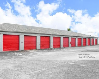 Storage Units for Rent available at 13001 South Belcher Road, Largo, FL 33773