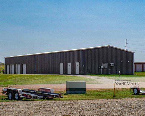 Source URL: https://cdnsc.rentcafe.com/dmslivecafe/3/1735962/1735962-1-5.jpg?width=-1&height=385&quality=80