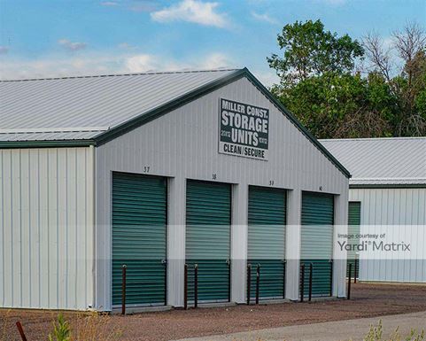 Source URL: https://cdnsc.rentcafe.com/dmslivecafe/3/1735980/1735980-1-4.jpg?width=-1&height=385&quality=80