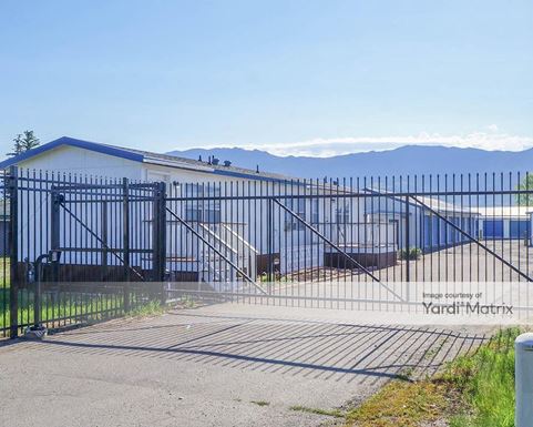 Source URL: https://cdnsc.rentcafe.com/dmslivecafe/3/1735995/1735995-1-3.jpg?width=-1&height=385&quality=80