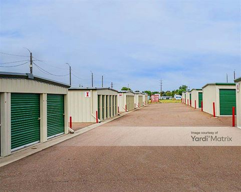 Source URL: https://cdnsc.rentcafe.com/dmslivecafe/3/1736042/1736042-1-5.jpg?width=-1&height=385&quality=80