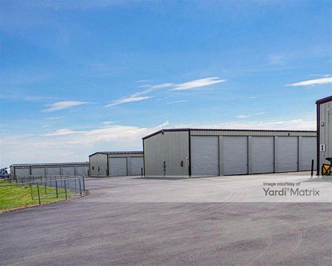 Source URL: https://cdnsc.rentcafe.com/dmslivecafe/3/1736063/1736063-1-5.jpg?width=-1&height=385&quality=80