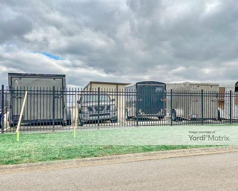 Source URL: https://cdnsc.rentcafe.com/dmslivecafe/3/1736105/1736105-1-3.jpg?width=-1&height=385&quality=80