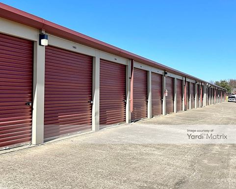 Source URL: https://cdnsc.rentcafe.com/dmslivecafe/3/1736106/1736106-1-2.jpg?width=-1&height=385&quality=80