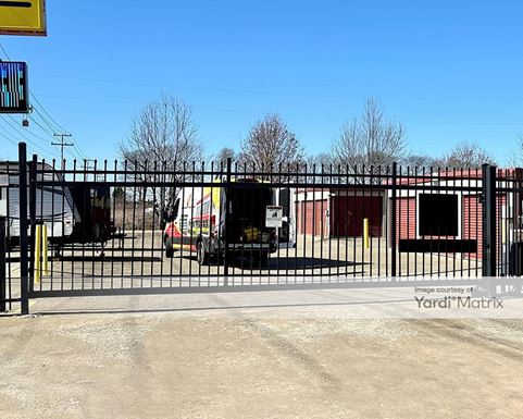 Source URL: https://cdnsc.rentcafe.com/dmslivecafe/3/1736106/1736106-1-4.jpg?width=-1&height=385&quality=80