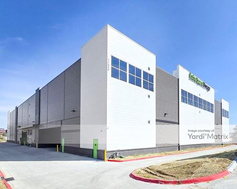 Source URL: https://cdnsc.rentcafe.com/dmslivecafe/3/1736152/1736152-1-5.jpg?width=-1&height=385&quality=80