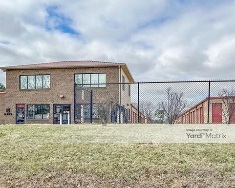 Source URL: https://cdnsc.rentcafe.com/dmslivecafe/3/1736159/1736159-1-3.jpg?width=-1&height=385&quality=80