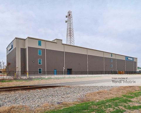 Source URL: https://cdnsc.rentcafe.com/dmslivecafe/3/1736180/1736180-1-3.jpg?width=-1&height=385&quality=80