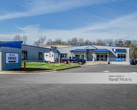 Source URL: https://cdnsc.rentcafe.com/dmslivecafe/3/1736204/1736204-1-2.jpg?width=-1&height=385&quality=80