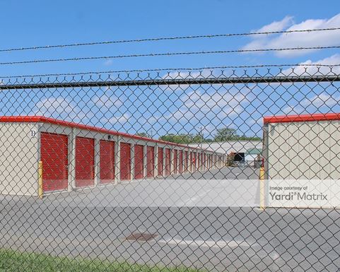 Source URL: https://cdnsc.rentcafe.com/dmslivecafe/3/1736207/1736207-1-4.jpg?width=-1&height=385&quality=80