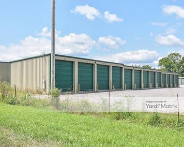 Storage Units for Rent available at 2880 US-79 Hwy, Indian Mound, TN 37079