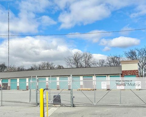 Source URL: https://cdnsc.rentcafe.com/dmslivecafe/3/1736222/1736222-1-4.jpg?width=-1&height=385&quality=80