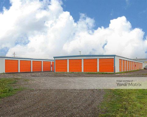 Source URL: https://cdnsc.rentcafe.com/dmslivecafe/3/1736256/1736256-1-4.jpg?width=-1&height=385&quality=80