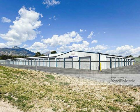 Source URL: https://cdnsc.rentcafe.com/dmslivecafe/3/1736258/1736258-1-5.jpg?width=-1&height=385&quality=80