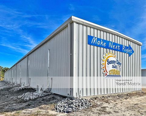 Source URL: https://cdnsc.rentcafe.com/dmslivecafe/3/1736306/1736306-1-6.jpg?width=-1&height=385&quality=80