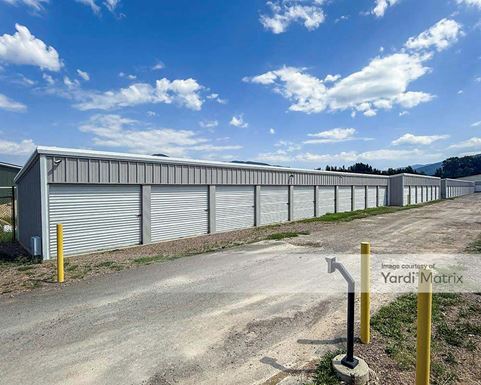 Source URL: https://cdnsc.rentcafe.com/dmslivecafe/3/1736308/1736308-1-2.jpg?width=-1&height=385&quality=80