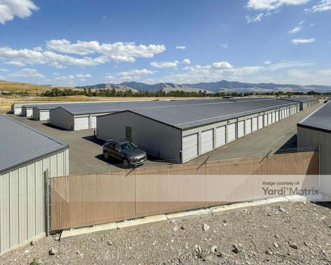 Source URL: https://cdnsc.rentcafe.com/dmslivecafe/3/1736309/1736309-1-4.jpg?width=-1&height=385&quality=80