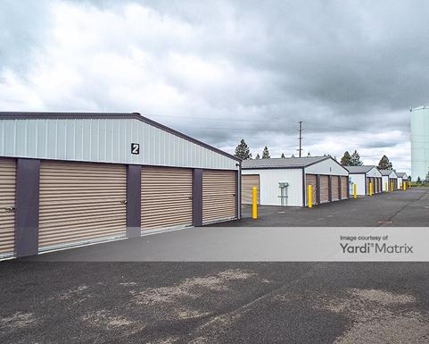 Source URL: https://cdnsc.rentcafe.com/dmslivecafe/3/1736316/1736316-1-3.jpg?width=-1&height=385&quality=80