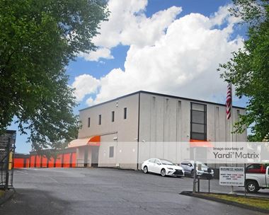 Storage Units for Rent available at 1045 2nd Avenue NW, Hickory, NC 28601