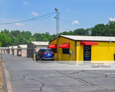 Storage Units for Rent available at 1250 Charlotte Hwy, Newton, NC 28658