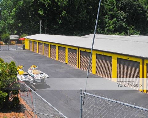 Source URL: https://cdnsc.rentcafe.com/dmslivecafe/3/1748184/1748184-1-3.jpg?width=-1&height=385&quality=80