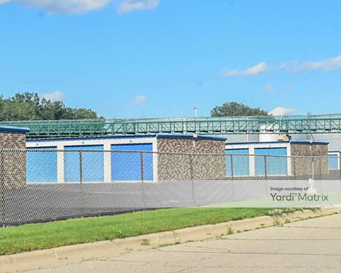 Source URL: https://cdnsc.rentcafe.com/dmslivecafe/3/1748200/1748200-1-5.jpg?width=-1&height=385&quality=80