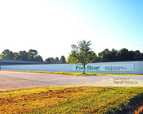 Source URL: https://cdnsc.rentcafe.com/dmslivecafe/3/1748212/1748212-1-4.jpg?width=-1&height=385&quality=80