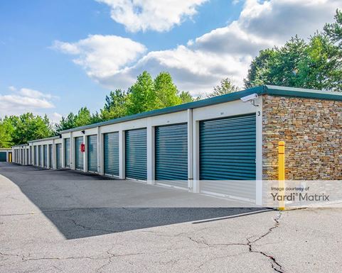 Source URL: https://cdnsc.rentcafe.com/dmslivecafe/3/1748215/1748215-1-4.jpg?width=-1&height=385&quality=80