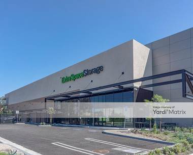 Storage Units for Rent available at 7736 Haskell Avenue, Van Nuys, CA 91406