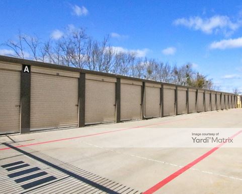 Source URL: https://cdnsc.rentcafe.com/dmslivecafe/3/1748314/1748314-1-4.jpg?width=-1&height=385&quality=80