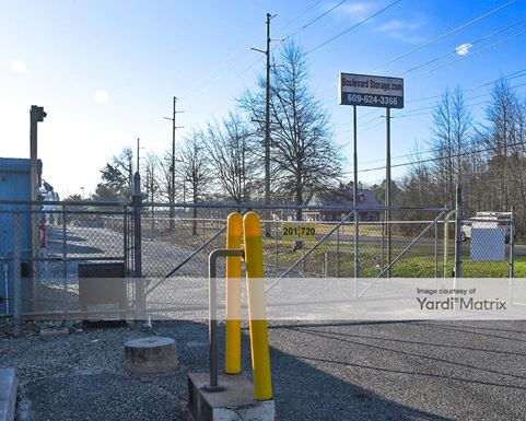 Source URL: https://cdnsc.rentcafe.com/dmslivecafe/3/1766786/1766786-1-2.jpg?width=-1&height=385&quality=80