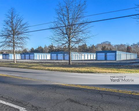 Source URL: https://cdnsc.rentcafe.com/dmslivecafe/3/1766786/1766786-1-4.jpg?width=-1&height=385&quality=80