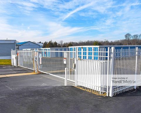 Source URL: https://cdnsc.rentcafe.com/dmslivecafe/3/1766798/1766798-1-2.jpg?width=-1&height=385&quality=80