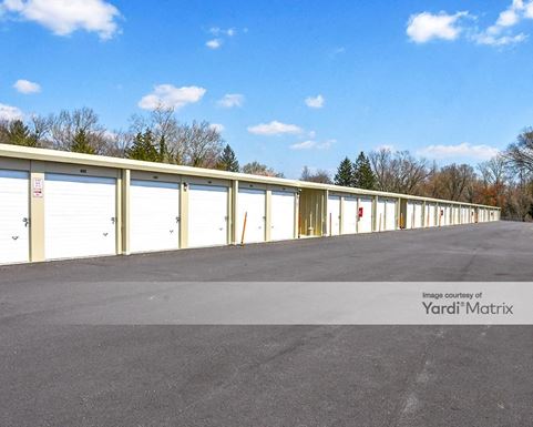 Source URL: https://cdnsc.rentcafe.com/dmslivecafe/3/1766803/1766803-1-3.jpg?width=-1&height=385&quality=80