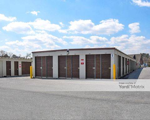 Source URL: https://cdnsc.rentcafe.com/dmslivecafe/3/1766803/1766803-1-5.jpg?width=-1&height=385&quality=80