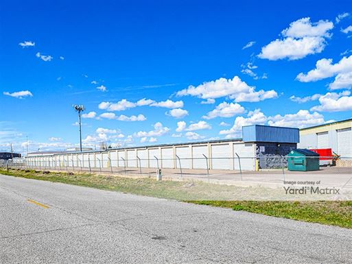 Source URL: https://cdnsc.rentcafe.com/dmslivecafe/3/1766813/1766813-1-6.jpg?width=-1&height=385&quality=80