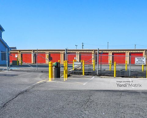 Source URL: https://cdnsc.rentcafe.com/dmslivecafe/3/1766819/1766819-1-2.jpg?width=-1&height=385&quality=80