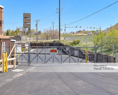 Source URL: https://cdnsc.rentcafe.com/dmslivecafe/3/1766835/1766835-1-3.jpg?width=-1&height=385&quality=80